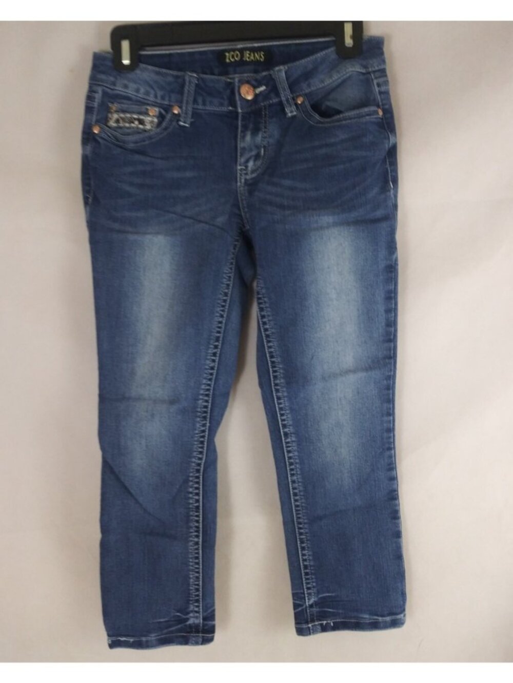 ZCO Jeans Women's Distressed Whiskered Embroidered Jeweled Pocket Capris Size 3